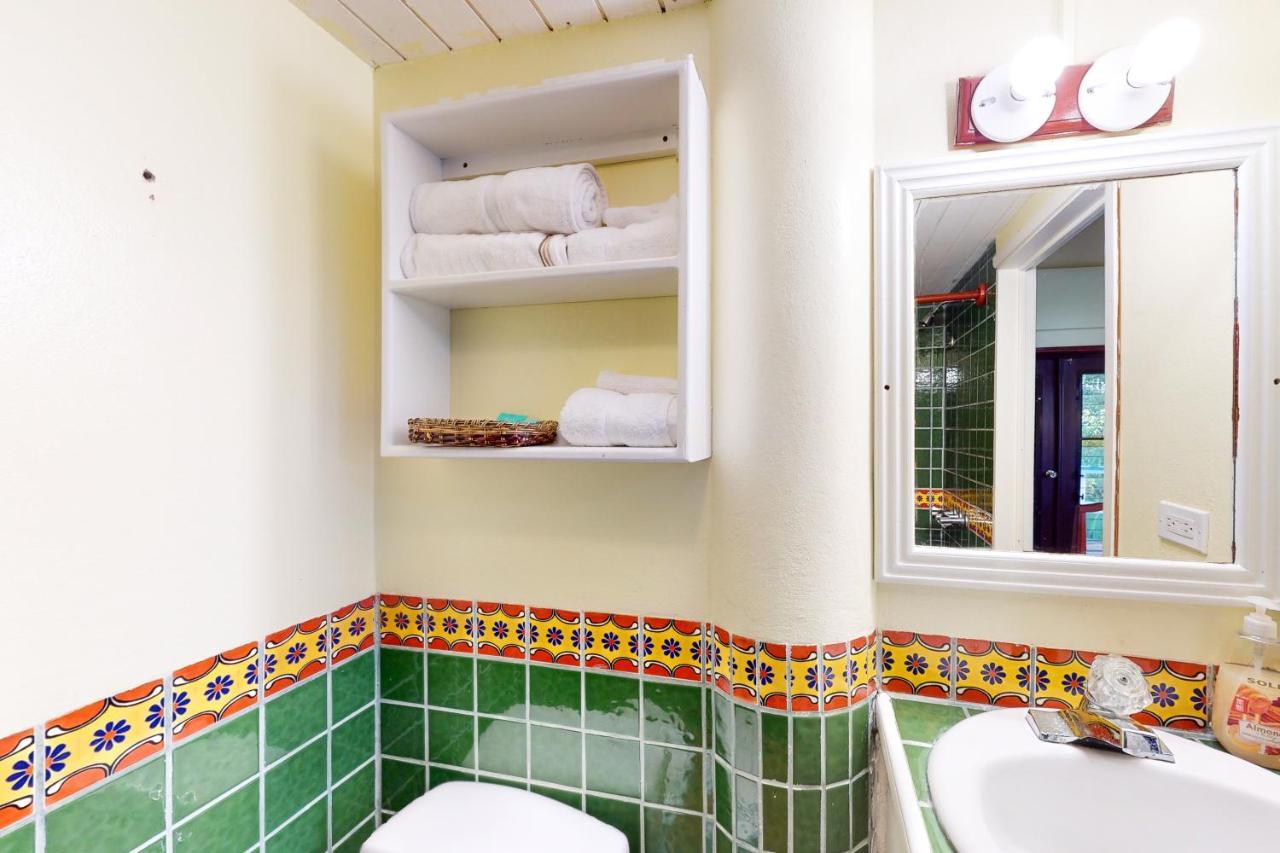 Condo #27 @ Beachside Villas Dangriga Zewnętrze zdjęcie
